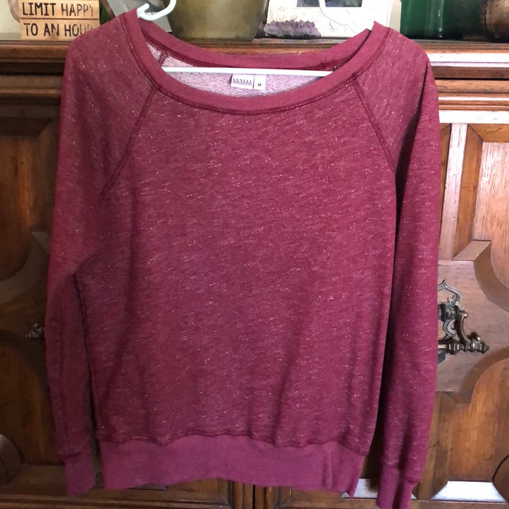 Burgundy crew neck sweatshirt